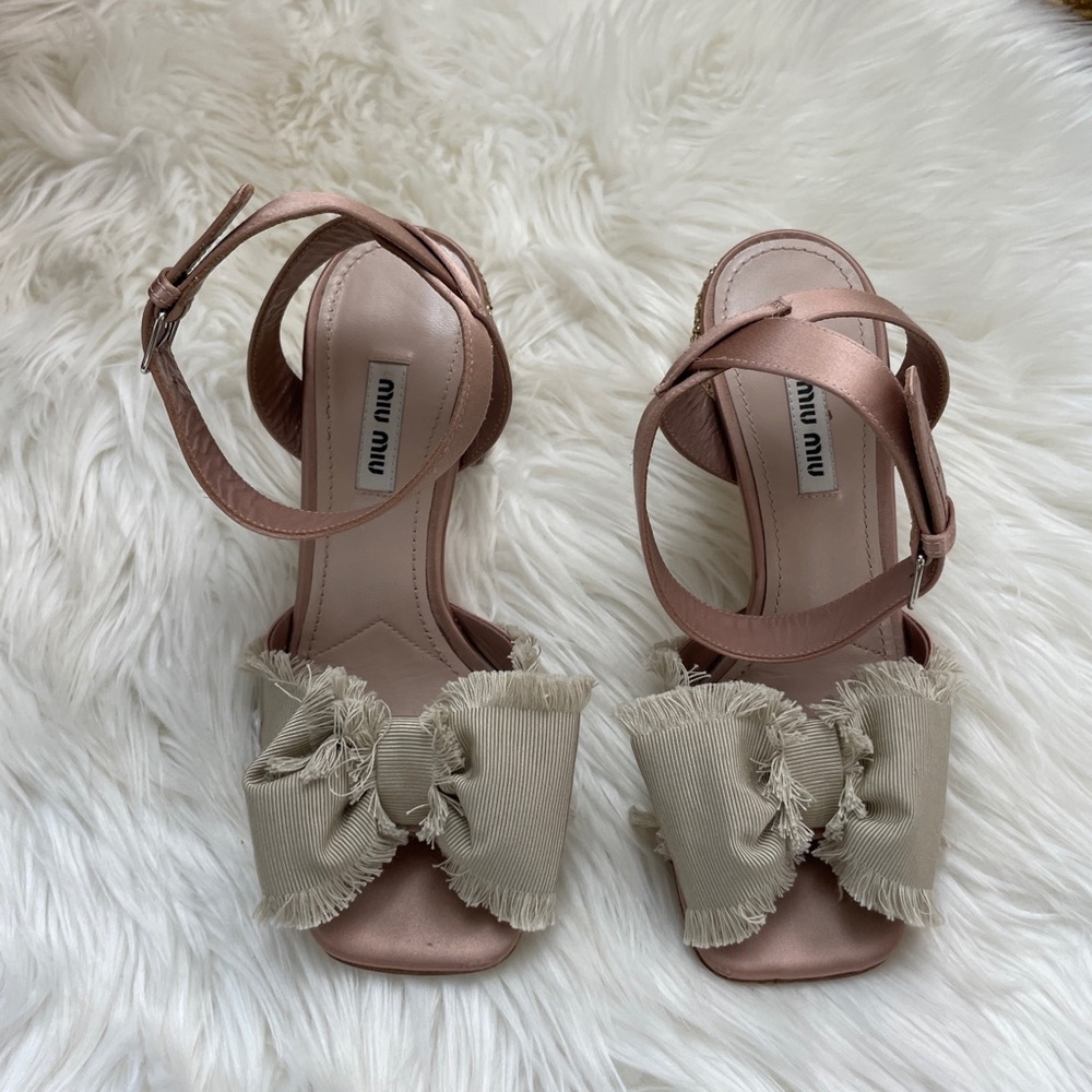 MIU MIU
100mm Satin Sandals W/ Glittered Heel